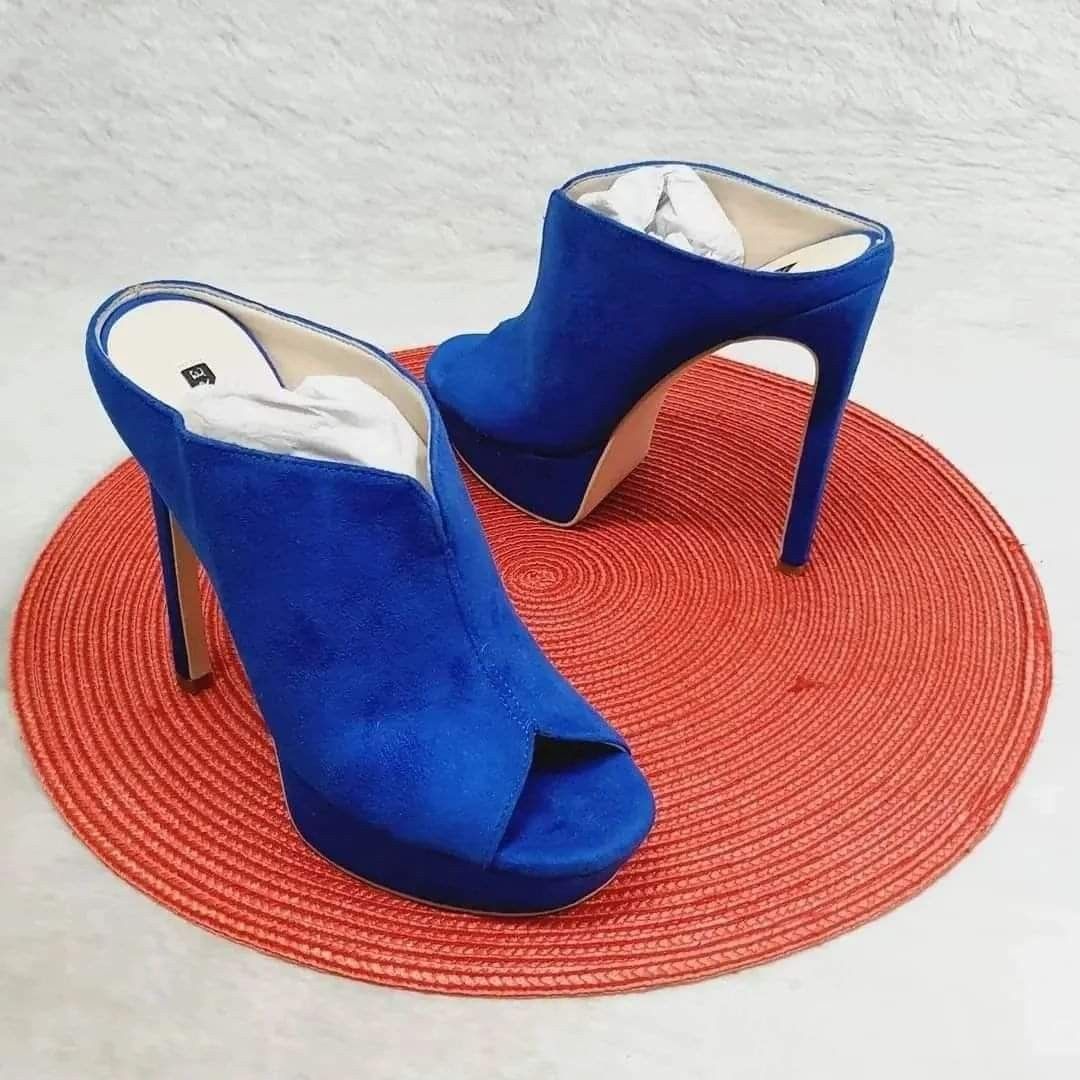 Cobalt 2024 blue mules