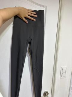 全新 收腹提臀legging-灰