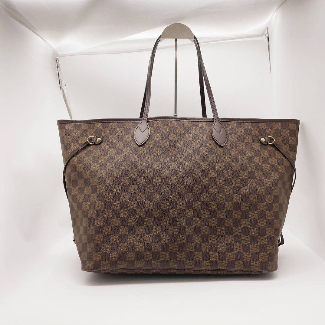 Louis Vuitton V TOTE BB, Luxury, Bags & Wallets on Carousell