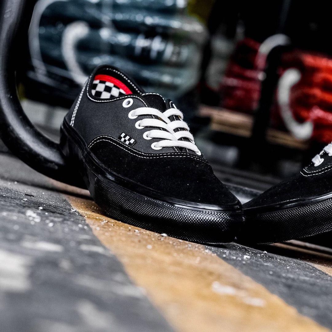 Vans discount authentic 42