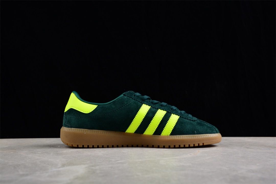 Adidas originals bermuda trainers on sale collegiate green / yellow