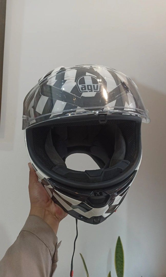 AGV K6 Special Size L Mulus terawat Motor di Carousell