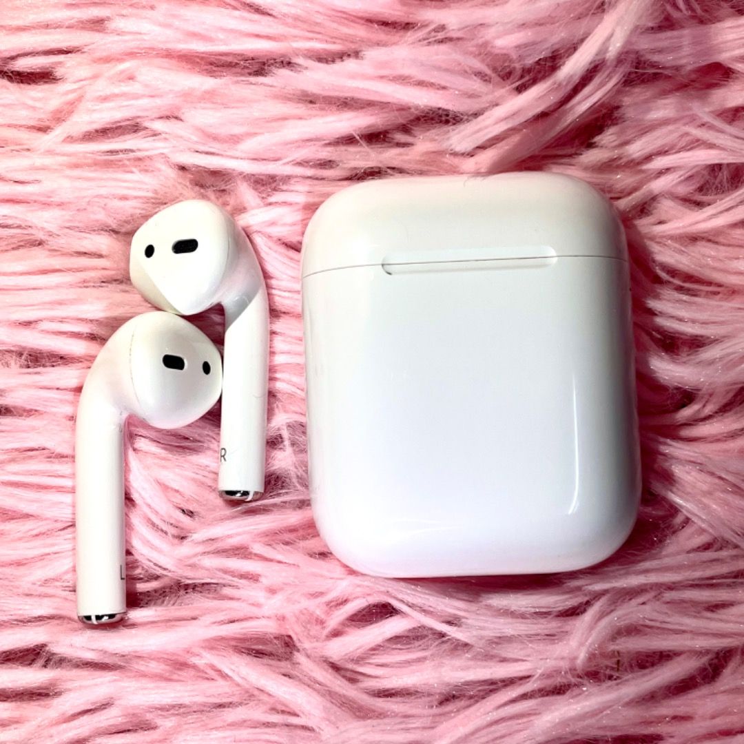 Airpods beyond on sale the box