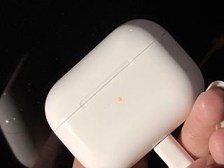 AIRPODS PRO CHARGING CASE WITH RECEIPT