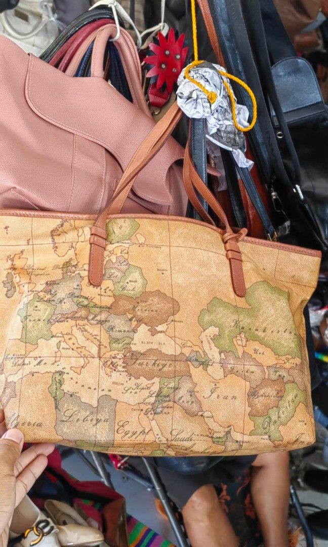 Alviero Martini 1st Classe Global Map Crossbody Bag Shoulder Bag Italy |  eBay