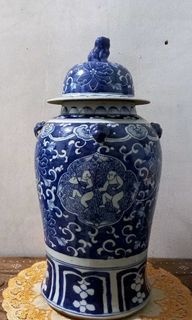 Antique  porcelain Jar