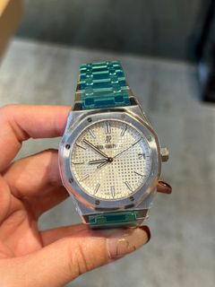 （分類：）位於 。 由 koe.watches 提交（商品編號 1245137146，圖片 1）。簡介： 。