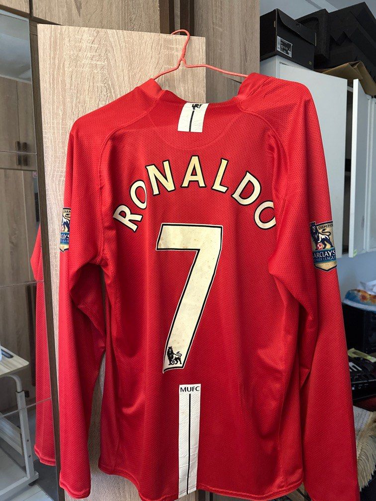 Authentic Home Cristiano Ronaldo Manchester United 07/08 Jersey Long Sleeve  No. 7, Men's Fashion, Activewear on Carousell