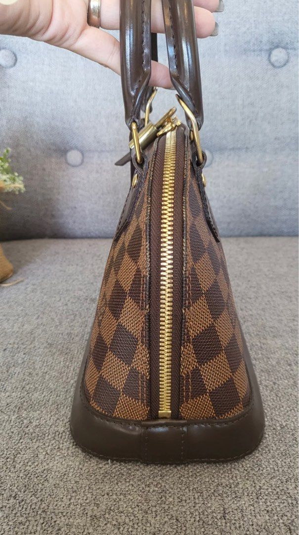 Used Louis Vuitton Alma BB monogram Canvas with strap dustbag clochette  lock and keys, Luxury, Bags & Wallets on Carousell