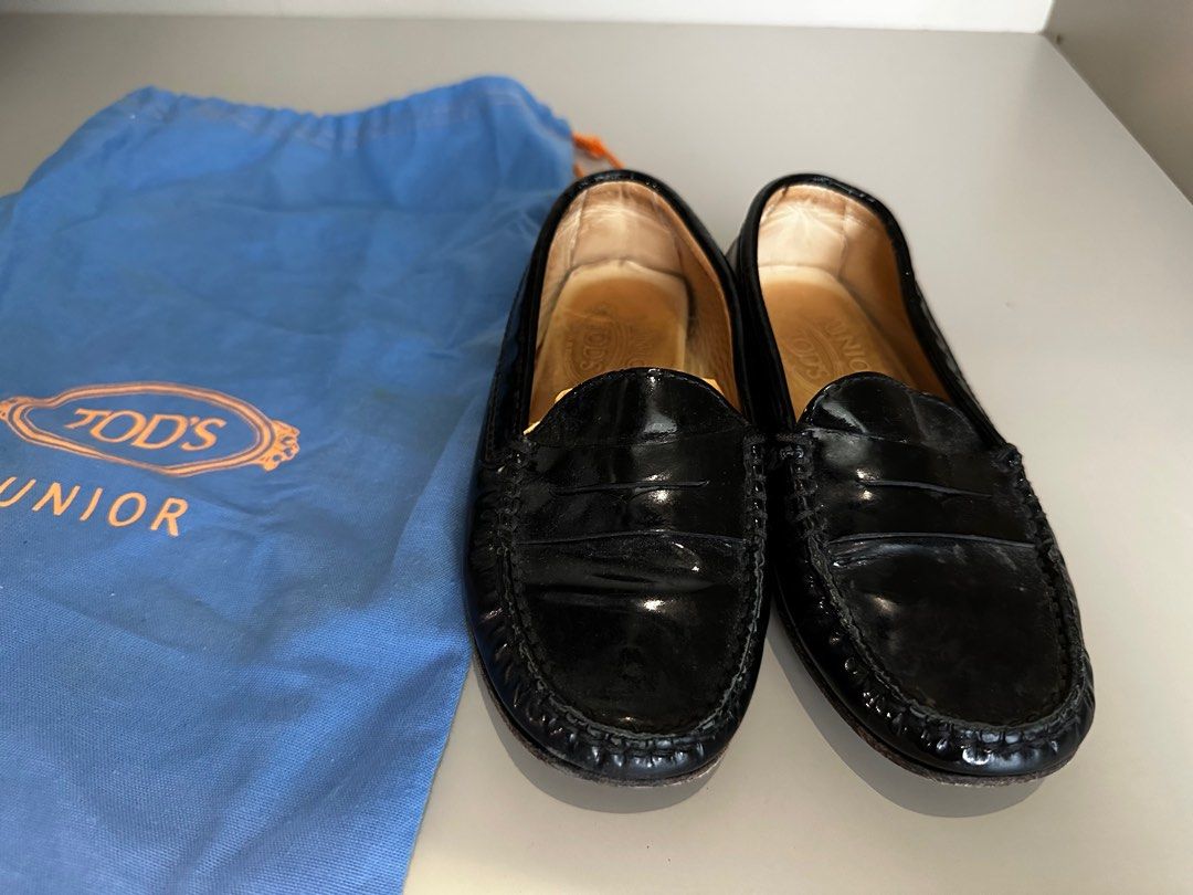Authentic Tod s Junior Gommino Driving Black Patent Leather size