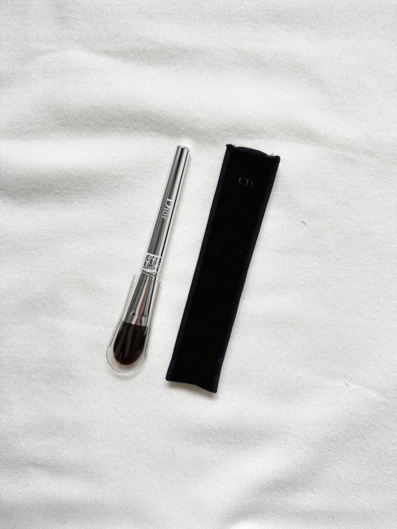 Authentic Vintage Christian Dior Foundation Brush, Beauty & Personal Care, Face, Makeup on Carousell
