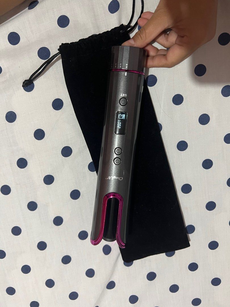 Hair Curler Automatic and Wireless (Category: Hair) located in Bacolod City. Submitted by g0rejuice (Listing ID 1245136643, Image 1). Description: Bought this for more than 2,000+ but I don’t use it often. So I’m selling it..