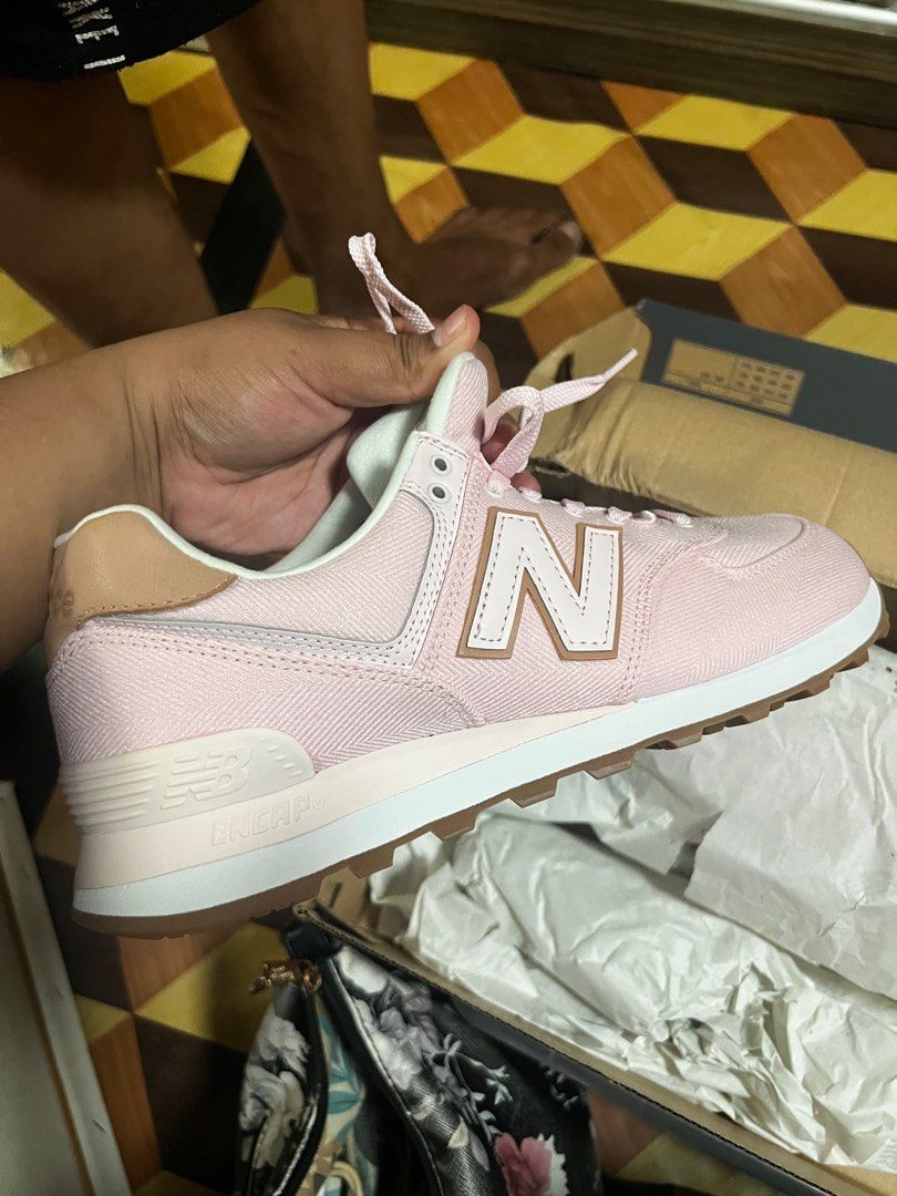 White and pink new balance shoes outlet