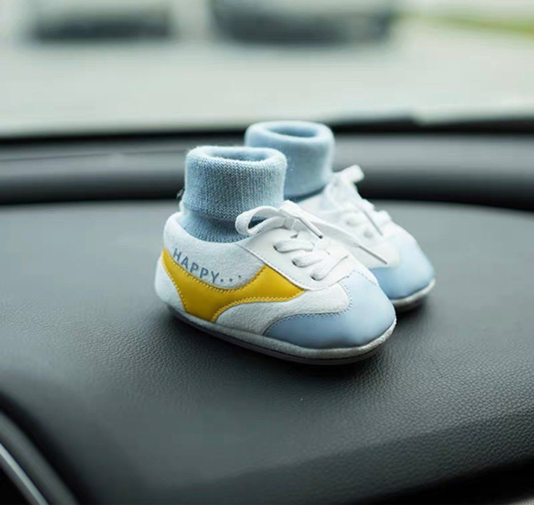 Walking shoes for top babies