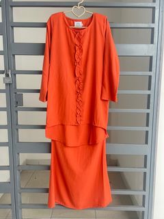 SORAYA LACE KURUNG in BRICK ORANGE