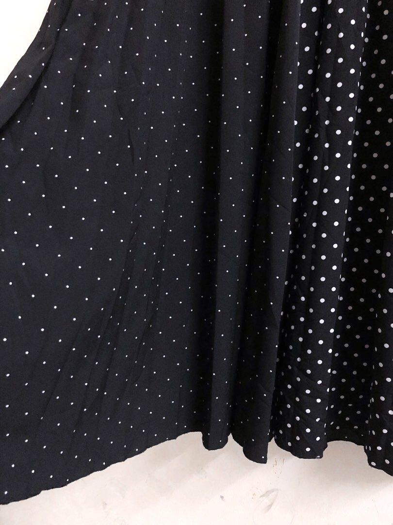 BERSHKA POLKADOT SKIRT Women s Fashion Bottoms Skirts on
