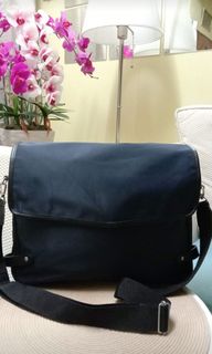 Buckaroo laptop bag shop price