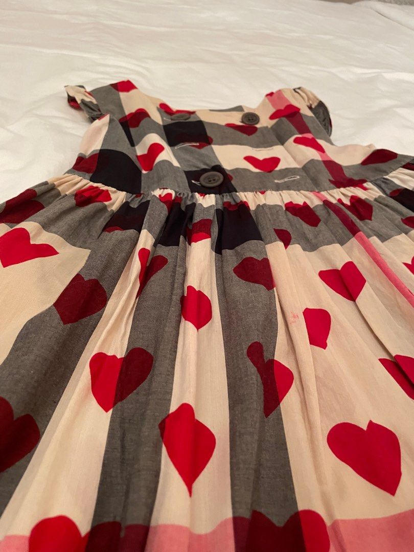 Burberry hearts dress for 6 years old