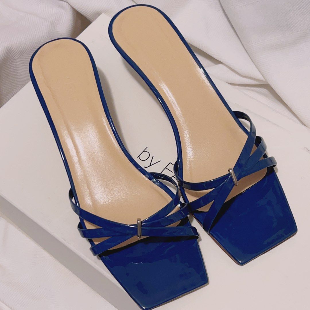 By far online libra sandals
