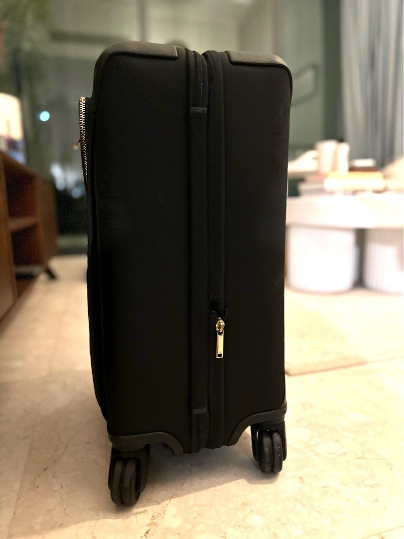 TUMI Alpha 2 Cabin Luggage Used Hobbies Toys Travel Luggage
