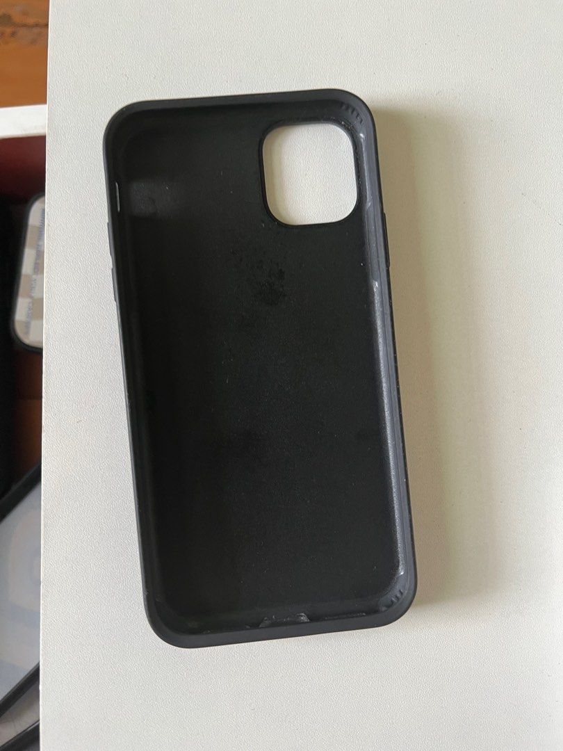 Authentic Casetify Mirror iphone 11 case (Category: Cases & Sleeves) located in Quezon City. Submitted by risse_declutters (Listing ID 1245116089, Image 3). Description: .