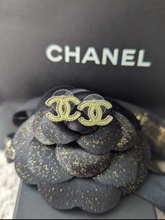 Chanel CC A13A Logo earrings SHW Green Enamel earrings studs with box