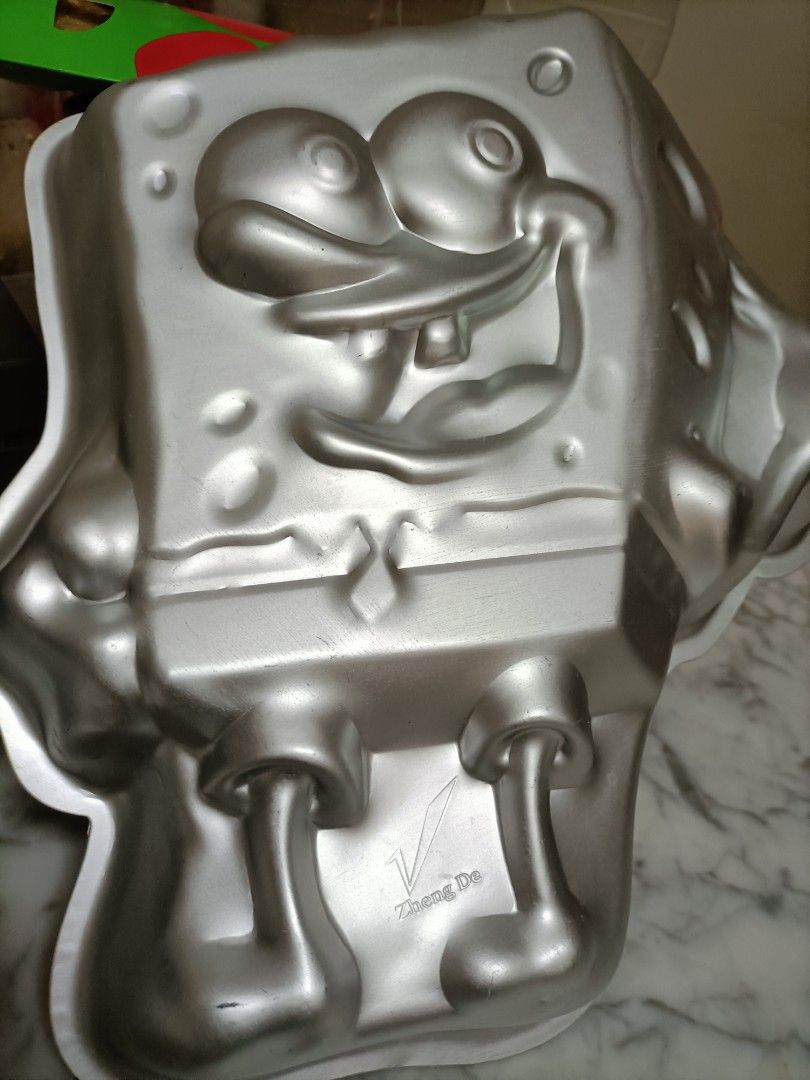 Character baking pan Furniture Home Living Kitchenware
