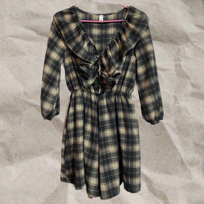 Checkered Romper (Category: Rompers) located in Tuguegarao City. Submitted by pavlene (Listing ID 1245165248, Image 1). Description: .