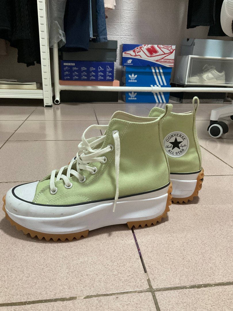 Converse Run Star Hike on Carousell