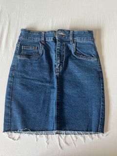(Category: ) located in . Submitted by clothesandetcetera (Listing ID 1245081498, Image 1). Description: .