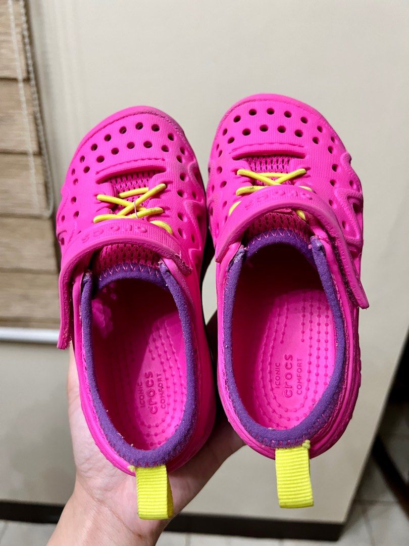 Crocs Size C11 Kids Pink Play Shoes