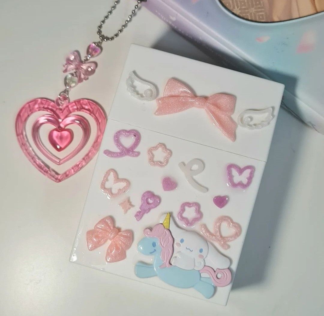 Pink Toploader Box custom polco box/toploader box, Hobbies & Toys, Memorabilia ...