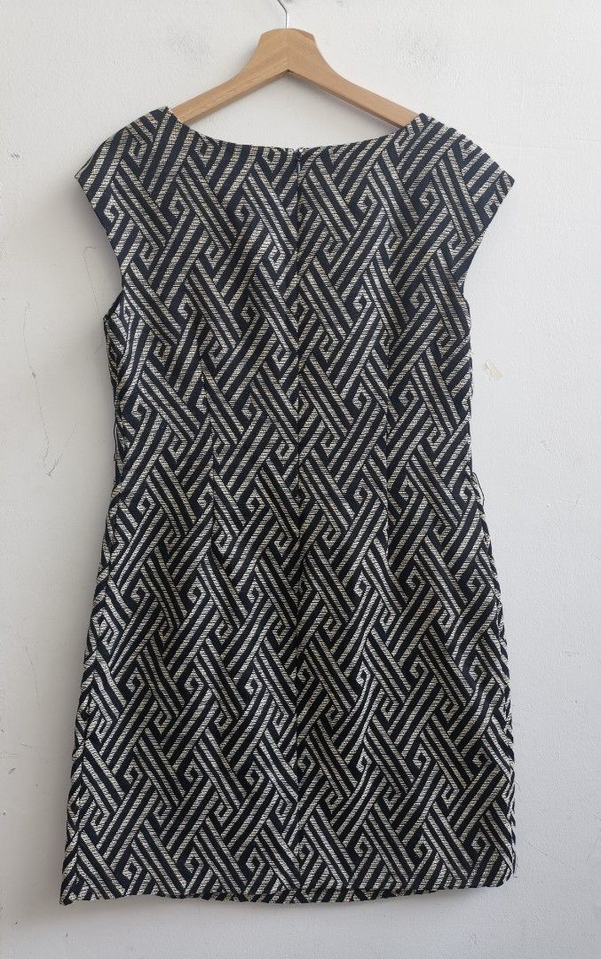 Dresses at discount dressbarn woman