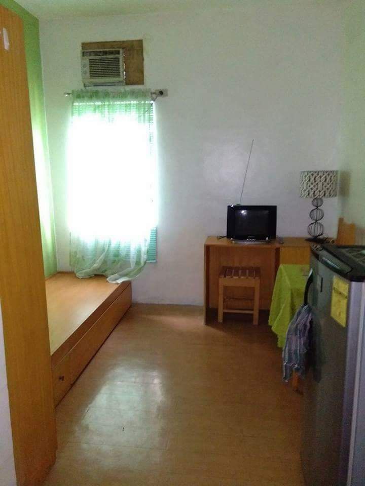 El pueblo Condominium unit near PUP Sta Mesa on Carousell