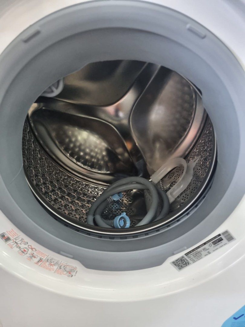 Electrolux 7.5/5kg washer dryer EWW12746, TV & Home Appliances, Washing