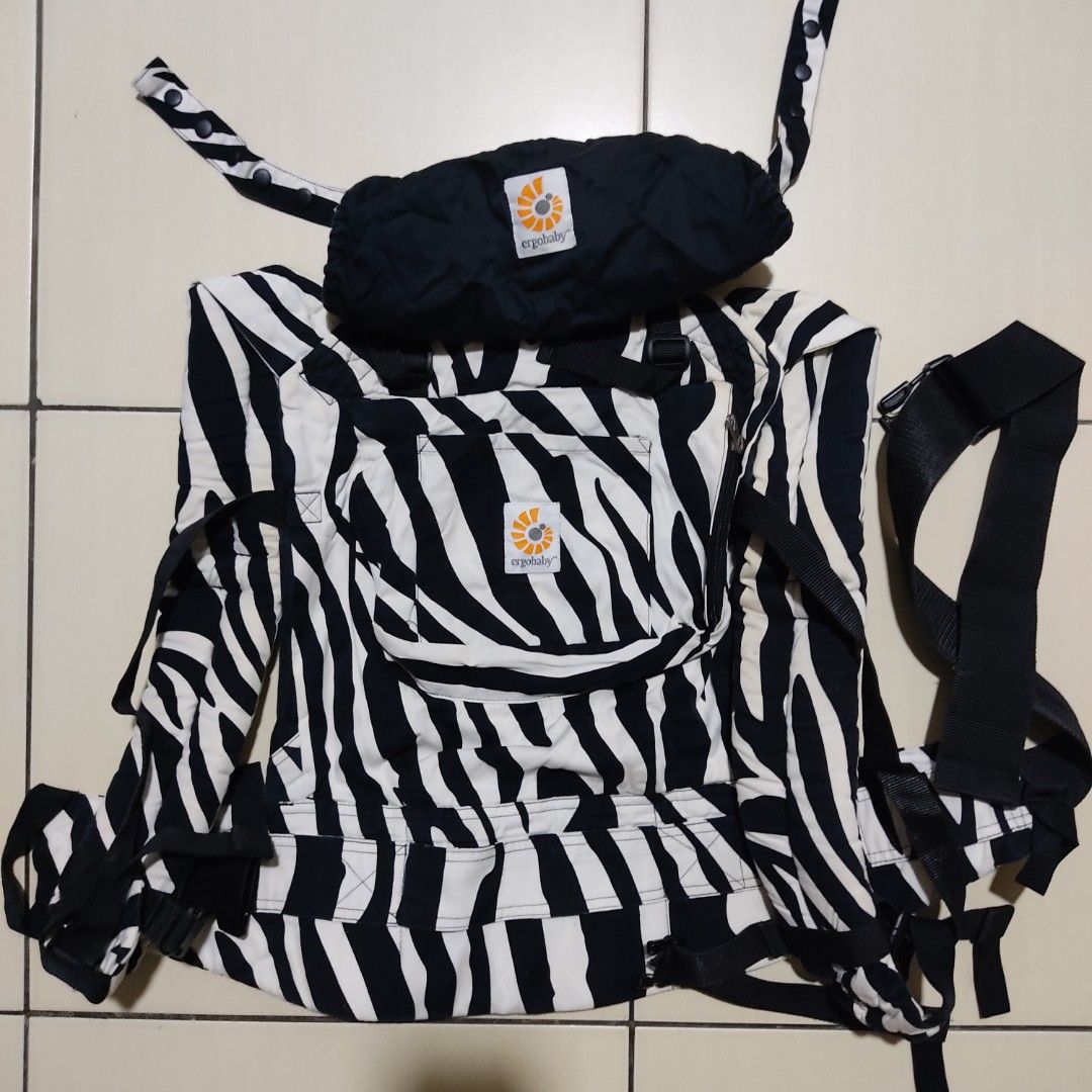 Ergobaby zebra store