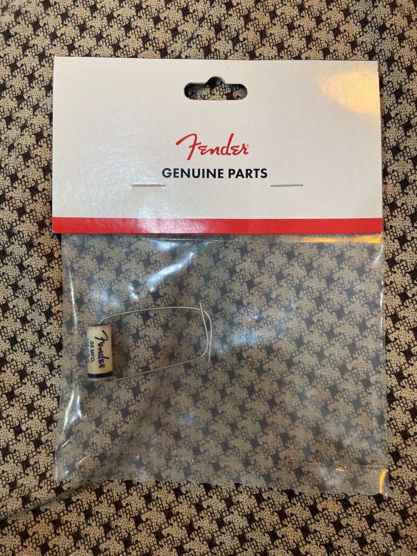 Fender Vintage Wax Paper Capacitor, Hobbies & Toys, Music & Media