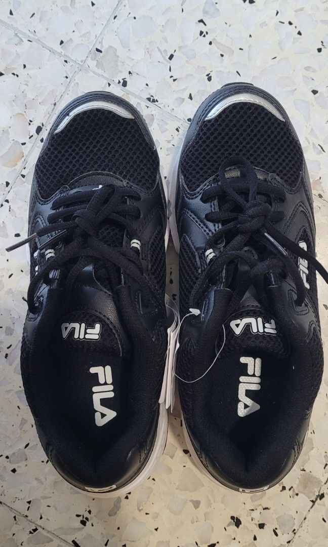 Fila shoes size on sale 5.5