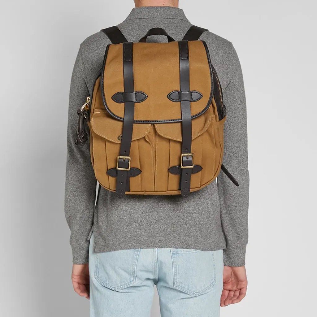 Filson RUGGED TWILL RUCKSACK Tan, 男裝, 袋, 背包- Carousell