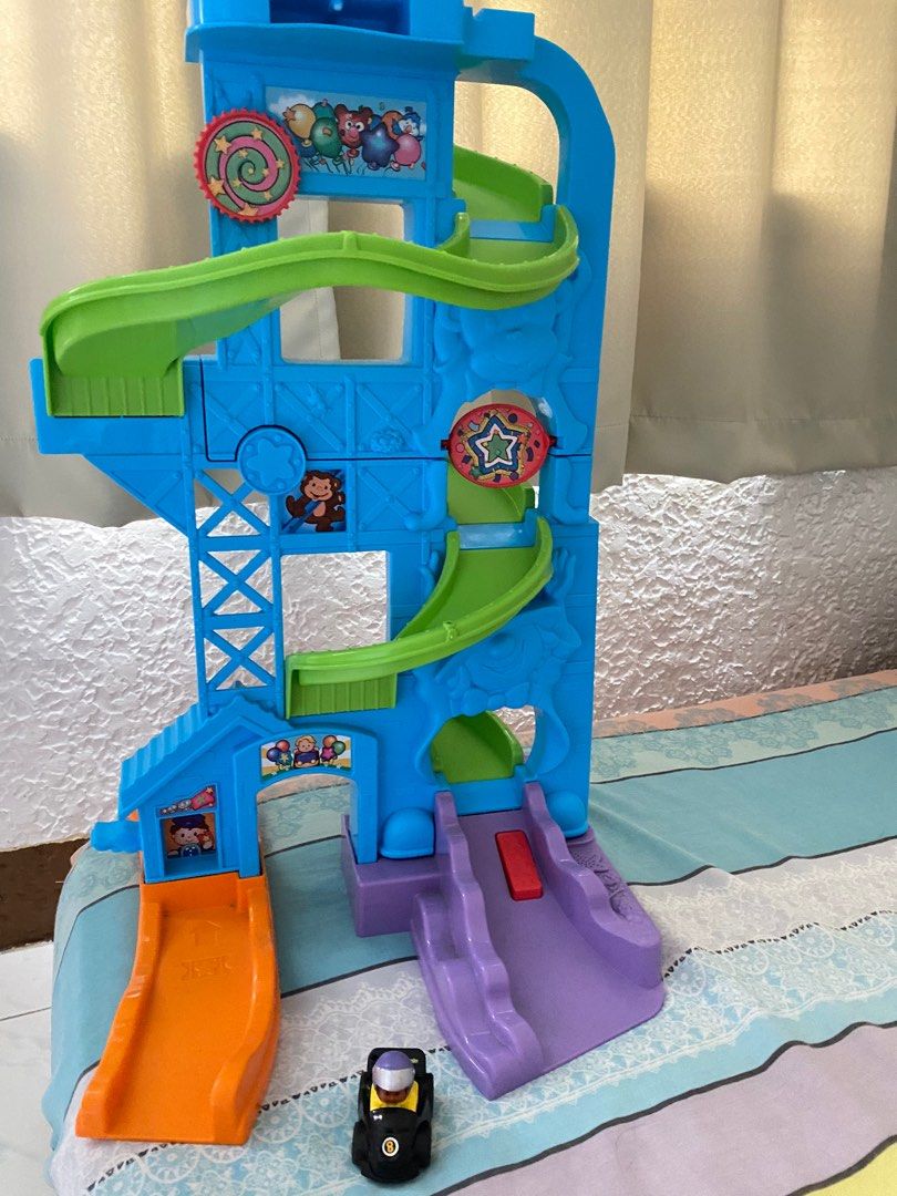 Fisher price Slide payset Big with free little people car Hobbies