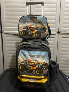 FOR SALE: ROBBY RABIT 17" TROLLEY BAG