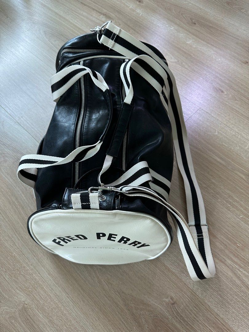 Fred perry classic top barrel bag black