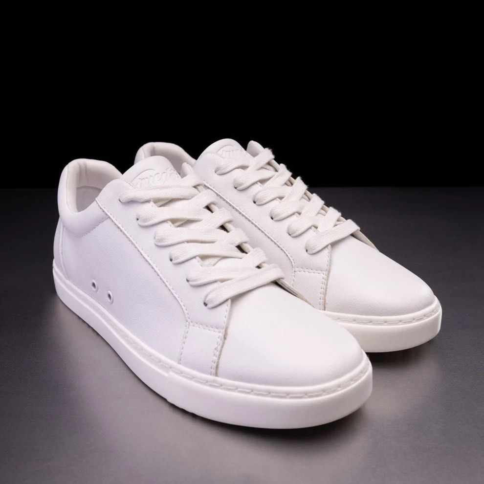 White shoes for store dance