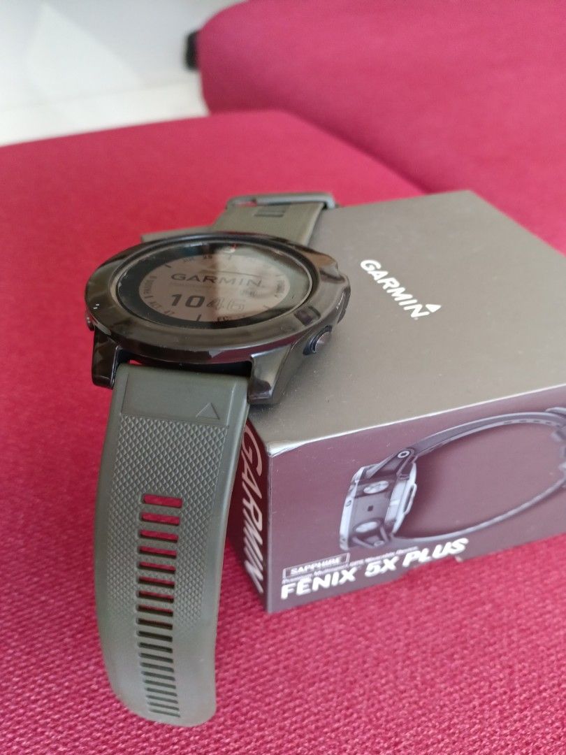 Garmin fenix 5x hotsell plus replacement band