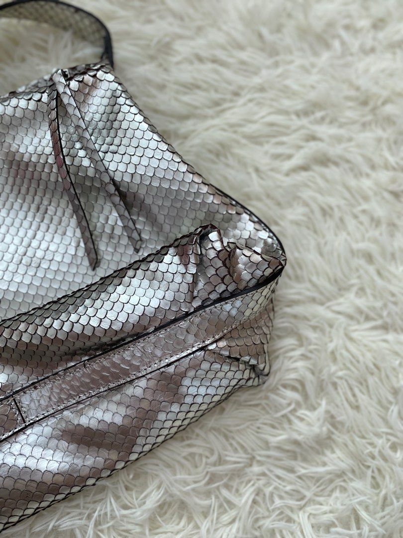 Gianni chiarini hotsell bucket bag