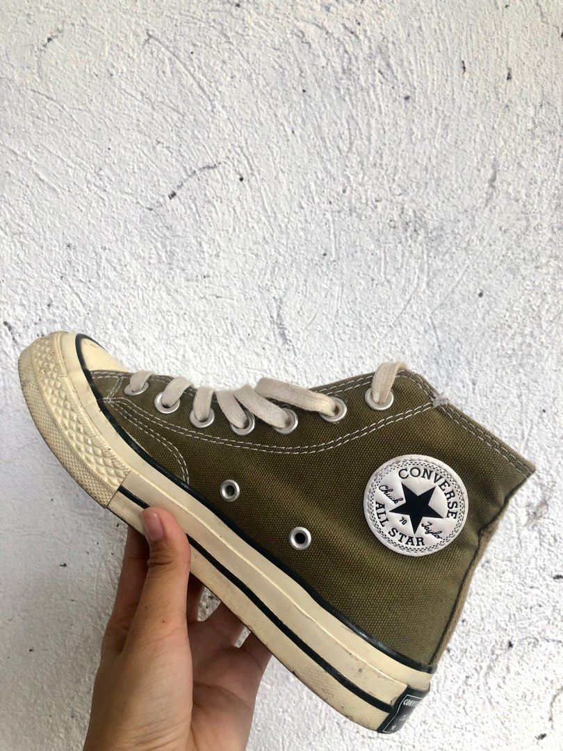 Olive green sale converse womens