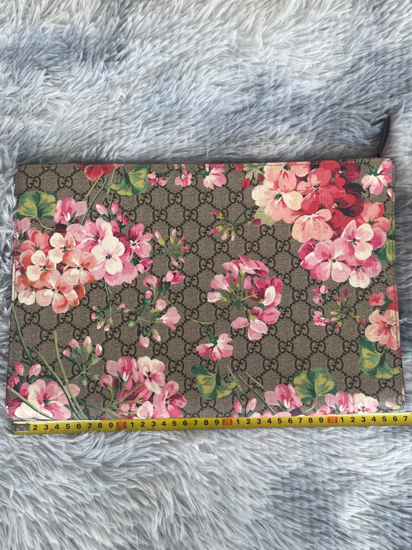 Gucci Blooms Clutch, Luxury, Bags & Wallets on Carousell