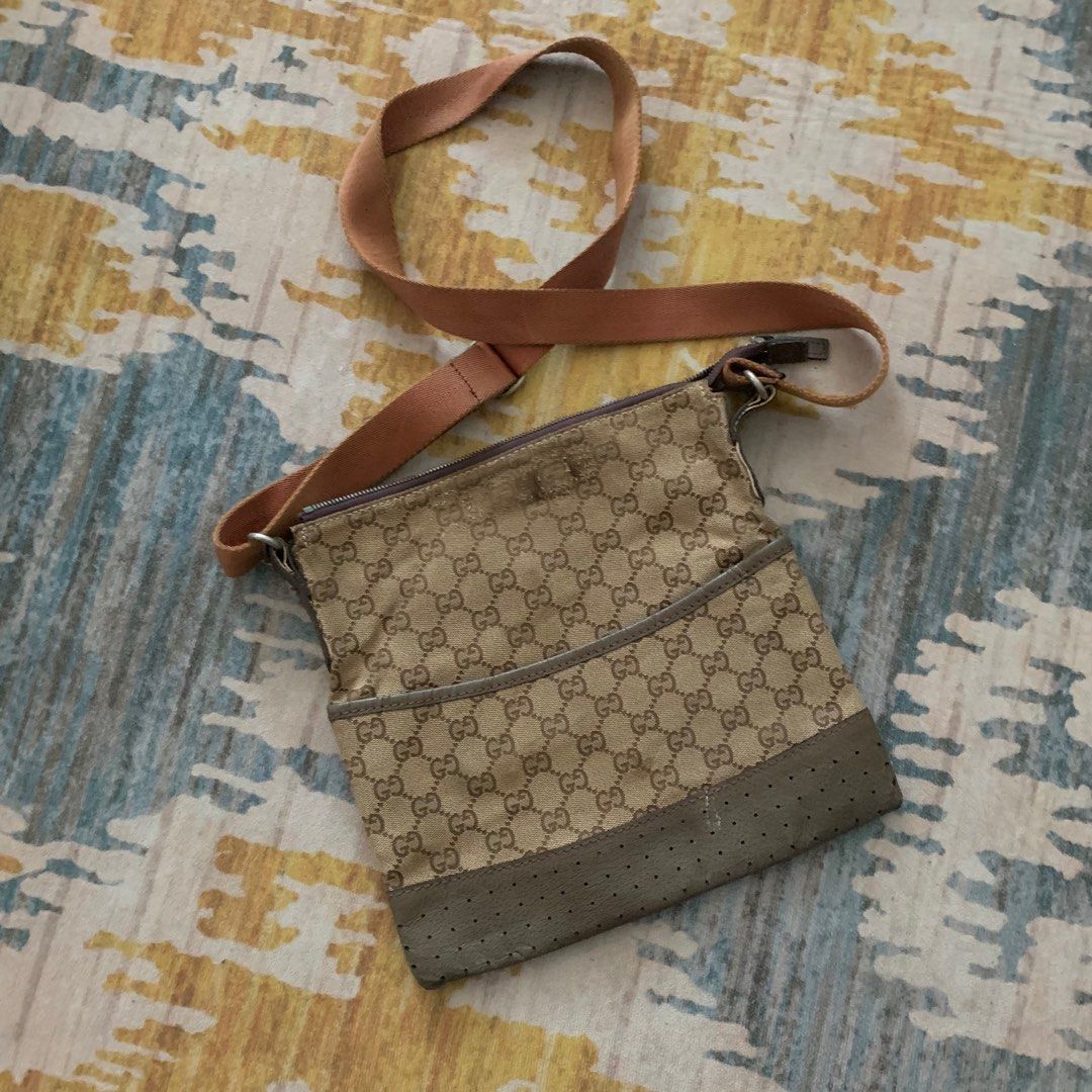 Gucci sling lelaki, Men's Fashion, Bags, Sling Bags on Carousell