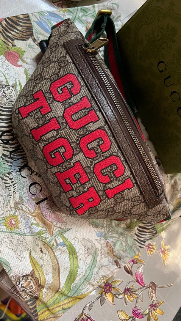 Gucci tiger crossbody deals