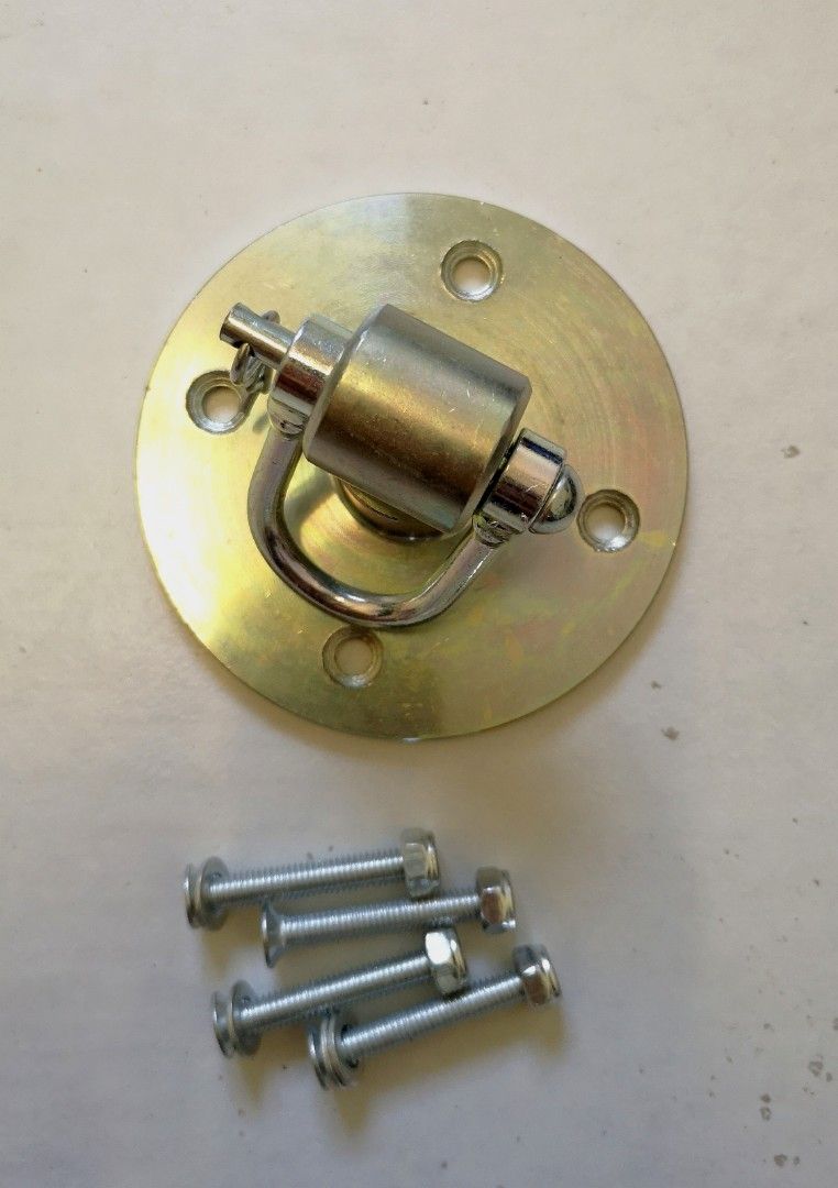 Heavy duty punching bag hook, Sports Equipment, Other Sports Equipment